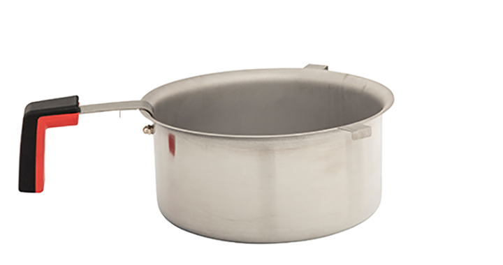large removable ash pan